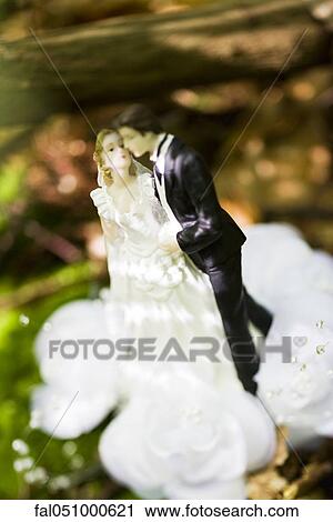 Bride and groom wedding cake figurine View Large Photo Image Stock Image - Bride and groom wedding cake figurine. Fotosearch