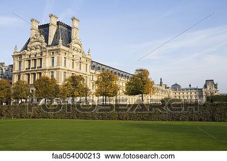 Stock Image - France, Paris, The Louvre viewed from the Jardin des Tuileries. Fotosearch