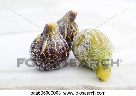 Stock Image - Fresh figs. Fotosearch