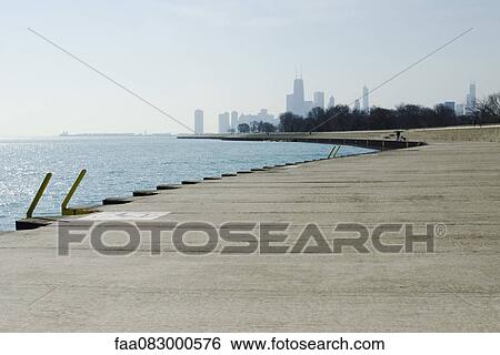 Stock Photograph - Shore of Lake Michigan, Lake View Chicago. Fotosearch
