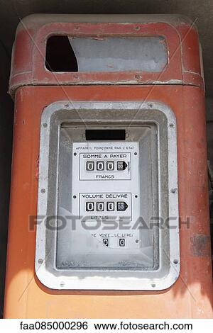 Stock Photograph - Old-fashioned gas pump. Fotosearch