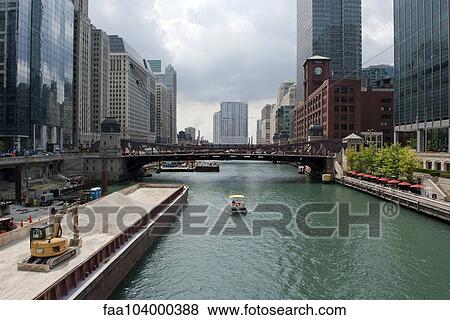 Clark Street Bridge over the Chicago River, Chicago, Illinois, USA View Large Photo Image Stock Photo - Clark Street Bridge over the Chicago River, Chicago, Illinois, USA. Fotosearch
