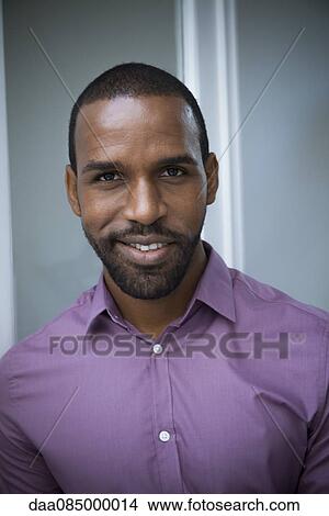 Picture - Businessman, portrait. Fotosearch