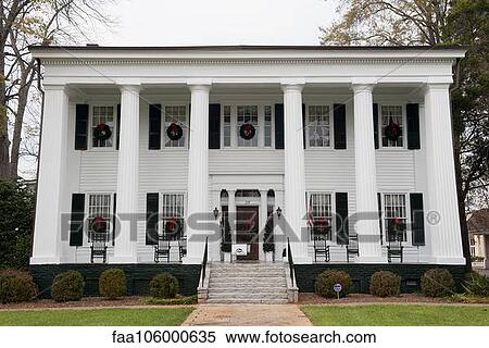Historic antebellum home View Large Photo Image Stock Photography - Historic antebellum home. Fotosearch