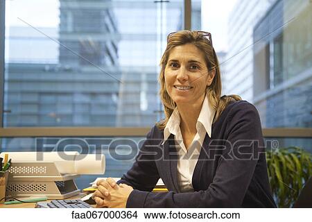 Picture - Confident businesswoman, portrait. Fotosearch