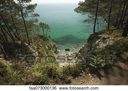 Anse Saint-Nicolas, Crozon Peninsula, FinistÅre, Brittany, France View Large Photo Image Stock Photograph - Anse Saint-Nicolas, Crozon Peninsula, FinistÅre, Brittany, France. Fotosearch