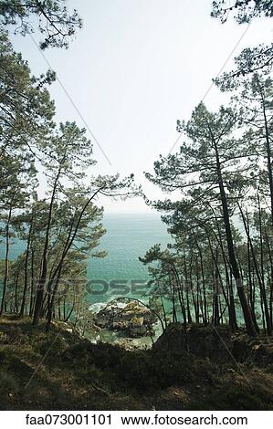 Stock Image - Coastal view, Crozon Peninsula, FinistÅre, Brittany, France. Fotosearch