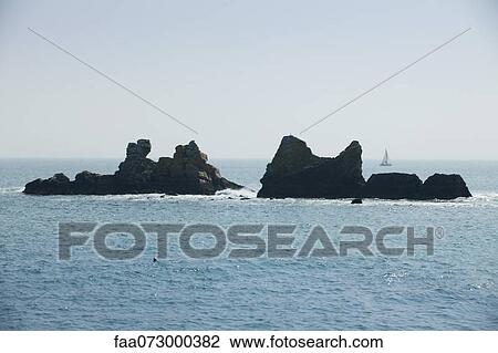 Rocks off the coast off Crozon Peninsula, FinistÅre, Brittany, France View Large Photo Image Stock Image - Rocks off the coast off Crozon Peninsula, FinistÅre, Brittany, France. Fotosearch