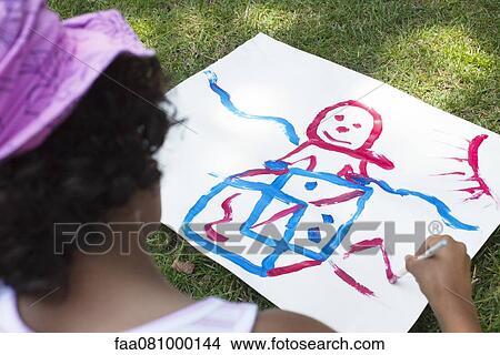 Picture - Girl drawing, rear view. Fotosearch