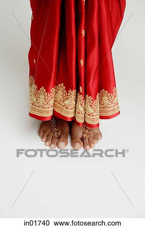 Woman's feet with traditional Indian toe ring View Large Photo Image Stock Image - Woman's feet with traditional Indian toe ring. Fotosearch