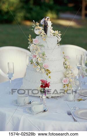 Close-up of a wedding cake View Large Photo Image Stock Image - Close-up of a wedding cake. Fotosearch