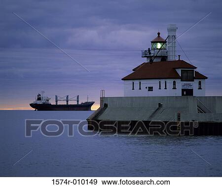 Duluth South Breakwater Outer Light Duluth Minnesota USA View Large Photo Image Stock Photo - Duluth South Breakwater Outer Light Duluth Minnesota USA. Fotosearch