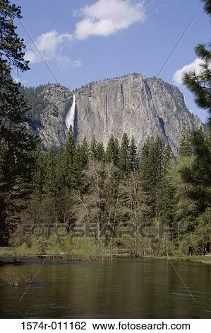 Upper Yosemite Fall Yosemite National Park California USA View Large Photo Image Stock Image - Upper Yosemite Fall Yosemite National Park California USA. Fotosearch