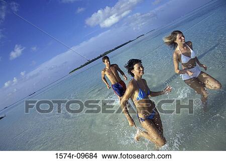 Picture - Maldives. Fotosearch
