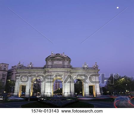 Puerta de Alcala Madrid Spain View Large Photo Image Stock Image - Puerta de Alcala Madrid Spain. Fotosearch