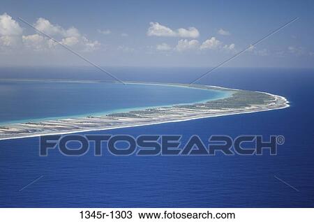 Stock Image - High angle view of a sandbar in the ocean, Tikehau, Tuamotu Archipelago, French Polynesia. Fotosearch