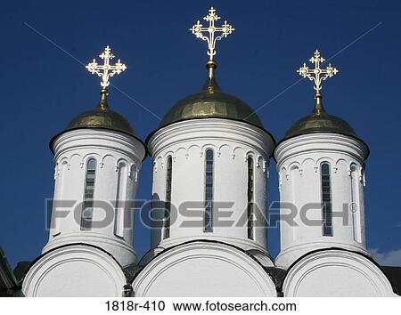 Stock Image - 12th century Monastery of the Transfiguration of Our Savior, Yaroslavl, Russia. Fotosearch