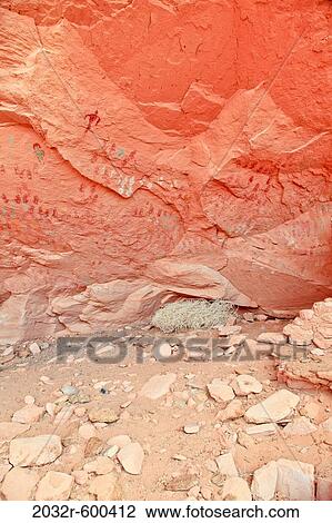 Stock Image - Anasazi pictographs, Navajo reservation Arizona. Fotosearch