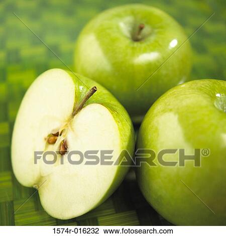 Close-up of Granny Smith Apples View Large Photo Image Stock Image - Close-up of Granny Smith Apples. Fotosearch