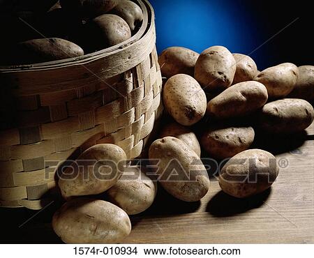 Picture - Potatoes. Fotosearch