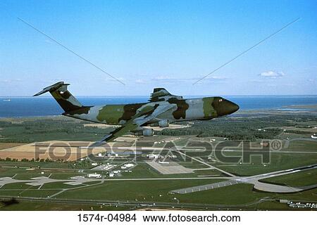 C-5B Galaxy flying View Large Photo Image Picture - C-5B Galaxy flying. Fotosearch