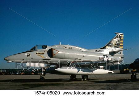 Stock Image - Side profile of an A-4 Skyhawk. Fotosearch