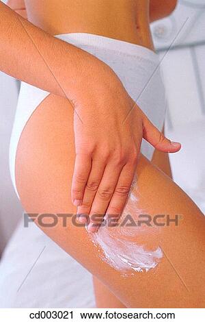 apply, body, Beauty Care, beauty, action View Large Photo Image Stock Image - apply, body, Beauty Care, beauty, action. Fotosearch