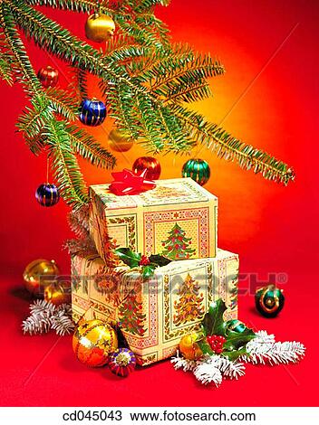 Stock Image - bauble, celebrate, celebration, Christmas, Christmas decoration, Christmas ornament. Fotosearch