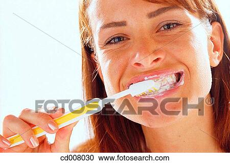 Stock Image - beauty, brush, brunette, Beauty Care, activity. Fotosearch