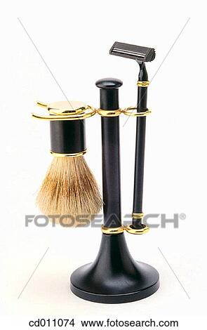 Picture - Brush and razor. Fotosearch