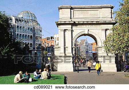 Fusiliers? Arch. Dublin. Ireland View Large Photo Image Stock Image - Fusiliers? Arch. Dublin. Ireland. Fotosearch