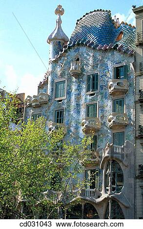 Batll? House (Gaud?, 1904-1906). Barcelona. Spain View Large Photo Image Stock Image - Batll? House (Gaud?, 1904-1906). Barcelona. Spain. Fotosearch