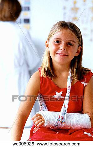 broken, childhood, child, cast, arm View Large Photo Image Stock Photography - broken, childhood, child, cast, arm. Fotosearch