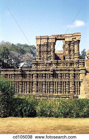 ? Bhoga mandapa? (offerings hall) of Konark Sun temple near Bhubaneswar. Orissa, India View Large Photo Image Stock Photo - ? Bhoga mandapa? (offerings hall) of Konark Sun temple near Bhubaneswar. Orissa, India. Fotosearch