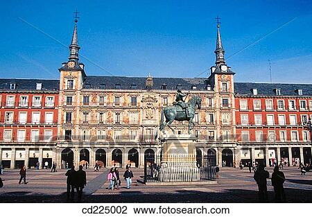 Felipe III statue in Plaza Mayor. Madrid. Spain View Large Photo Image Stock Image - Felipe III statue in Plaza Mayor. Madrid. Spain. Fotosearch