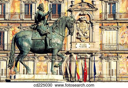 Felipe III statue in Plaza Mayor. Madrid. Spain View Large Photo Image Stock Image - Felipe III statue in Plaza Mayor. Madrid. Spain. Fotosearch