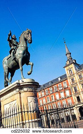 Felipe III statue in Plaza Mayor. Madrid. Spain View Large Photo Image Stock Image - Felipe III statue in Plaza Mayor. Madrid. Spain. Fotosearch