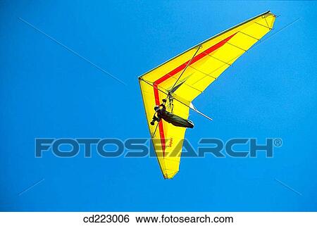 Hang glider View Large Photo Image Stock Photograph - Hang glider. Fotosearch