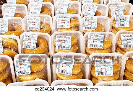 Picture - Hypermarket, pastries. Fotosearch