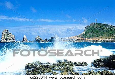 Picture - Pointe des Chateaux (easternmost tip of the island). Grande Terre. West Indies. Caribbean. Fotosearch
