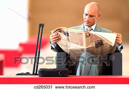 Stock Image - Bad new, break, bad-news, 30's. Fotosearch