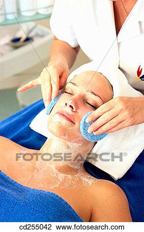 Stock Image - beautician, Body care, Beauty Care, beauty, apply. Fotosearch