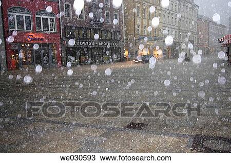 Heavy shower, Neupfarrplatz, Ratisbone / Regensburg, Upper Palatinate, Bavaria, Germany View Large Photo Image Stock Image - Heavy shower, Neupfarrplatz, Ratisbone / Regensburg, Upper Palatinate, Bavaria, Germany. Fotosearch