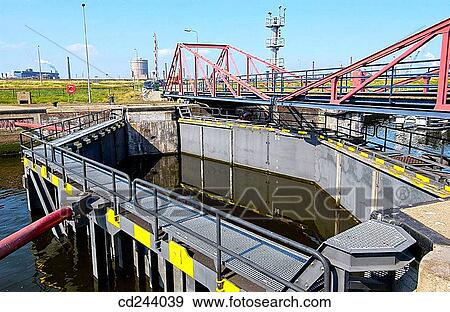 Noordersluis (Northern Lock) in Noordzeekanaal (North Sea Canal). Ijmuiden. Netherlands. View Large Photo Image Stock Photo - Noordersluis (Northern Lock) in Noordzeekanaal (North Sea Canal). Ijmuiden. Netherlands.. Fotosearch