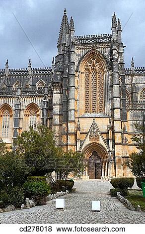 Side fa? ade, Monastery of Santa Maria da Vit? ria (aka Monastery of Batalha), Leiria. Portugal View Large Photo Image Stock Photo - Side fa? ade, Monastery of Santa Maria da Vit? ria (aka Monastery of Batalha), Leiria. Portugal. Fotosearch