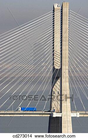 Picture - Vasco da Gama bridge, Lisbon. Portugal. Fotosearch