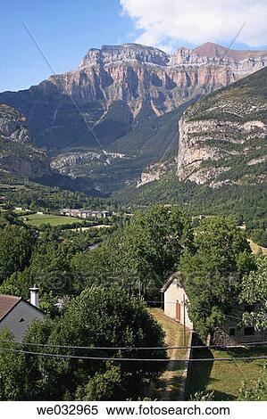Mondarruego peak from Torla, Pyrenees Mountains. Huesca province, Arag? n, Spain View Large Photo Image Stock Photography - Mondarruego peak from Torla, Pyrenees Mountains. Huesca province, Arag? n, Spain. Fotosearch