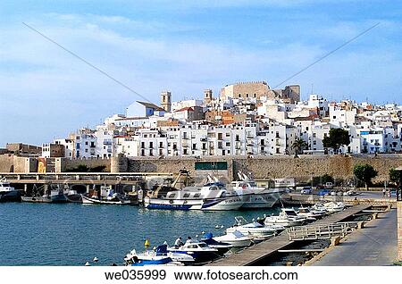 Pe±? scola. Castell? n province, Comunidad Valenciana, Spain View Large Photo Image Stock Photo - Pe±? scola. Castell? n province, Comunidad Valenciana, Spain. Fotosearch