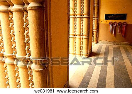 Synagogue school. Dohßny utca. Budapest. Hungary. View Large Photo Image Stock Image - Synagogue school. Dohßny utca. Budapest. Hungary.. Fotosearch