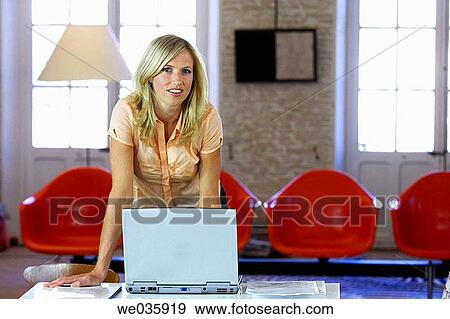 Stock Photo - 30's, businesswoman, businesspeople, business, 20's. Fotosearch